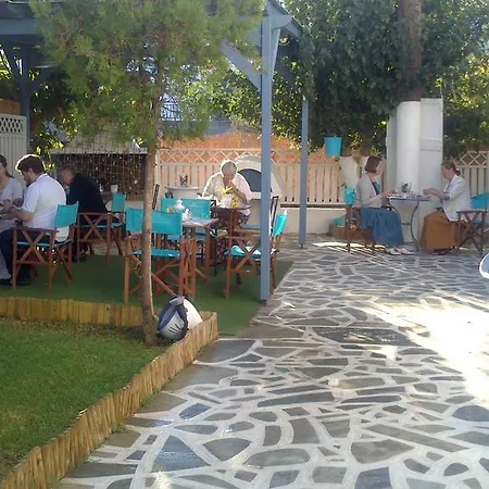 Maistrali Aparthotel Batsi (Andros)