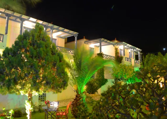 Aparthotel Maistrali Batsi (Andros)